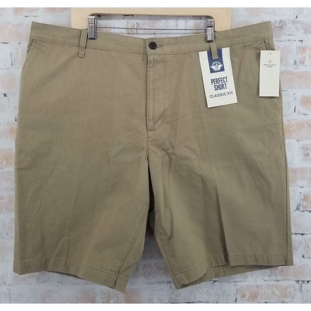 NWT Dockers Perfect Short Classic Fit New British Khaki Men's 42W x 10.5L